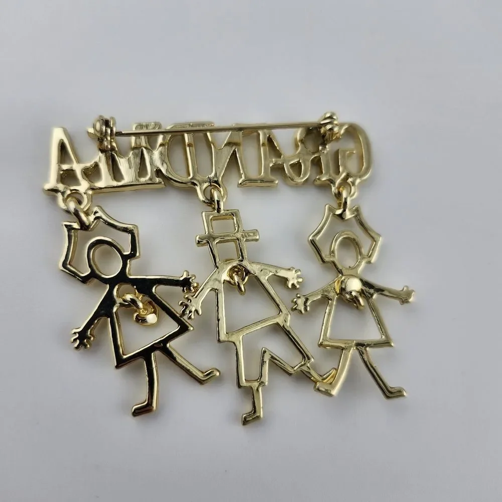 Beautiful Brooch Pin Gold Tone  